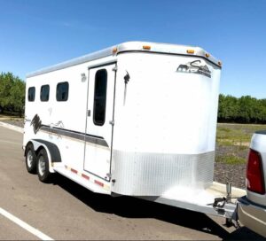 1999-sundowner-3-horse-trailer.jpg 1999 Sundowner 3 Horse Trailer