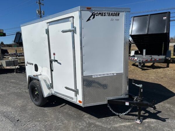 2025-HOMESTEADER-5X8-ENCLOSED-CARGO-TRAILER-BARN-DOORS-4.jpg Homesteader 5 x 8 Enclosed V-Nose Cargo Trailer – Barn Doors