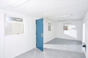24x10-Standard-Jack-Leg-inside3-960x640-1-1.jpg 32Ft x 10Ft Jackleg Plastisol Office Cabin