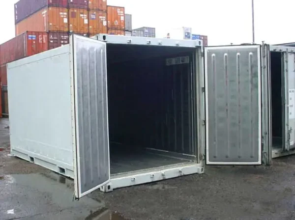 Insulated-Containers-003.webp Insulated Containers
